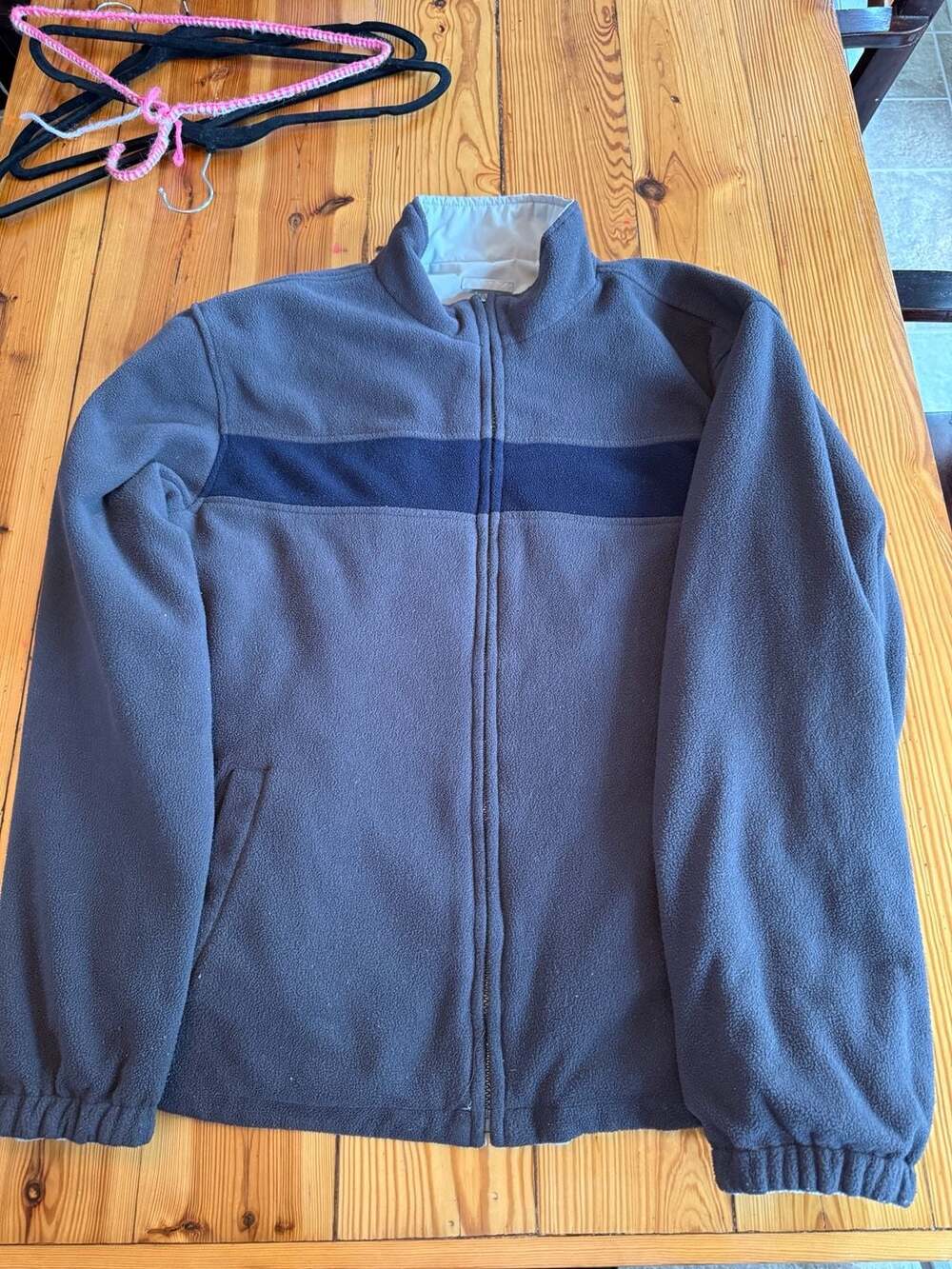 Generic Reversible Fleece Jacket - Picture 6 of 8